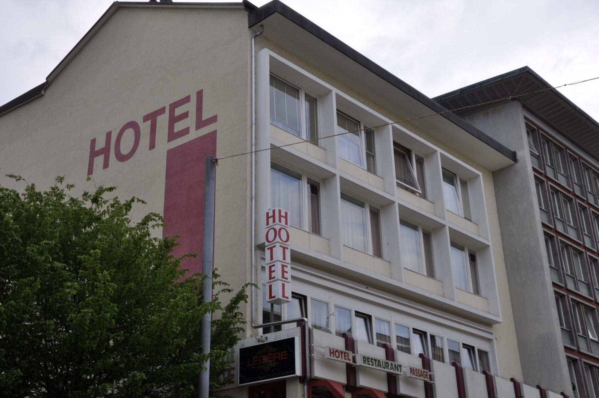 Hotel Restaurant Passage Гренхен Екстериор снимка